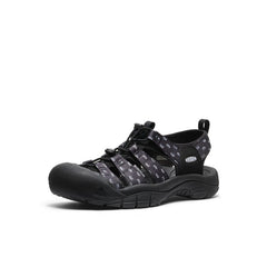 Men's Newport Retro Sandal x Études Studio Etudes Black / Keen