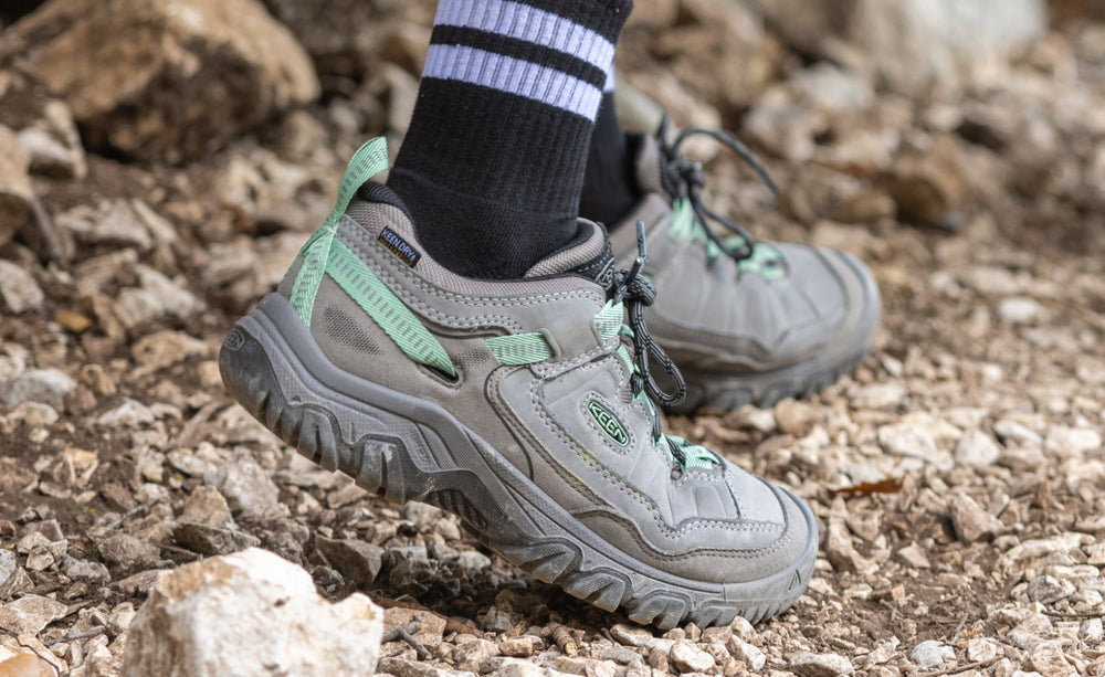 Women's Targhee IV Waterproof Hiking Shoe Abbey Stone/Lily Pad / Keen