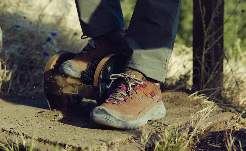 Women's Targhee IV Waterproof Hiking Shoe Bison/Beaujolais / Keen