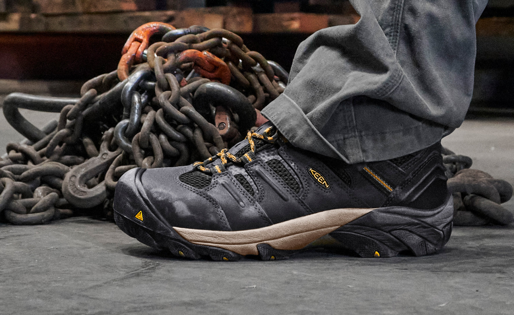 Men's Lansing Mid Waterproof (Steel Toe) Raven/Tawny Olive / Keen