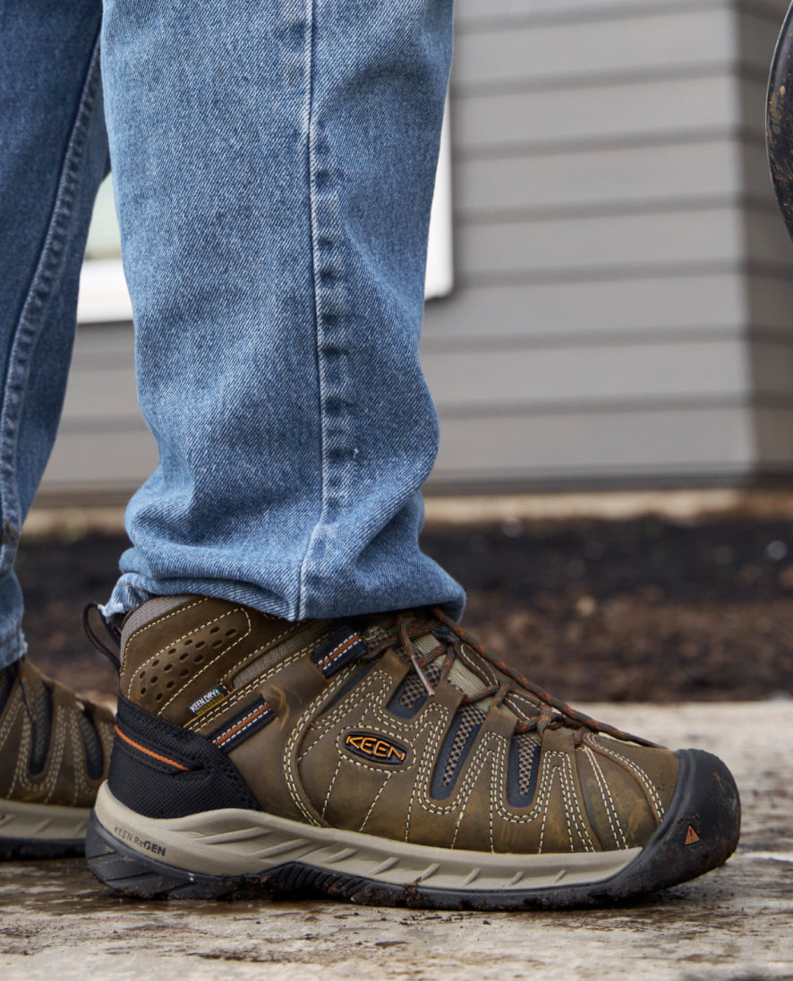 Men's Flint II Waterproof Mid (Soft Toe) Black Olive/Brindle / Keen