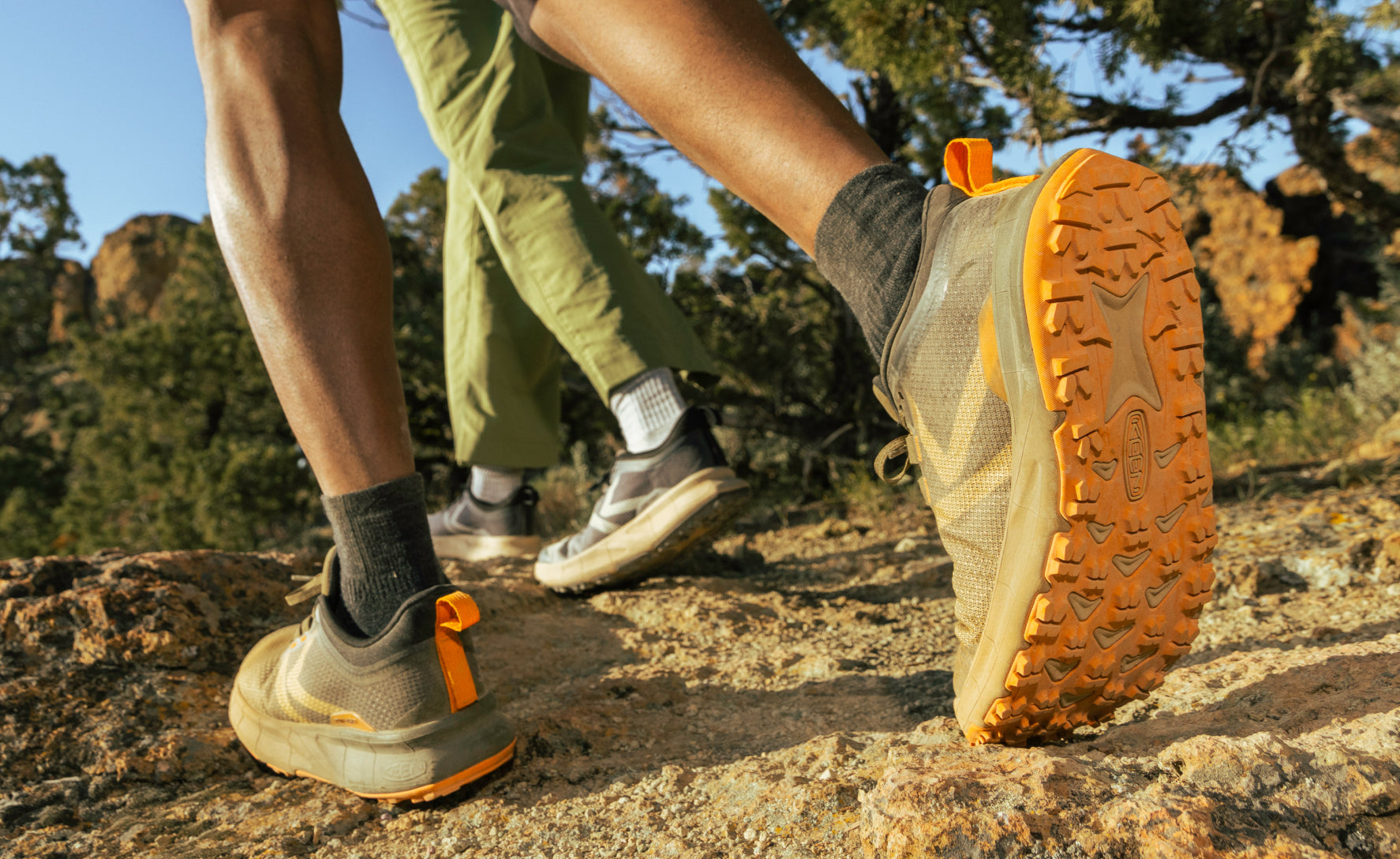 Men's 450 Dirt Waterproof Hiking Shoe Lemon Curry/Black / Keen