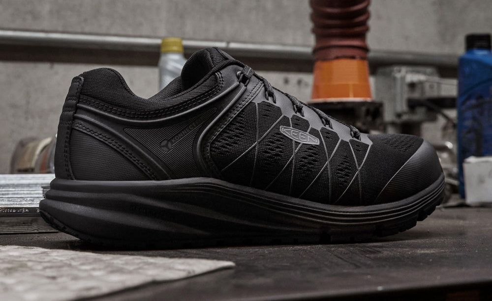 Men's Vista Energy (Carbon Toe) Black/Raven / Keen