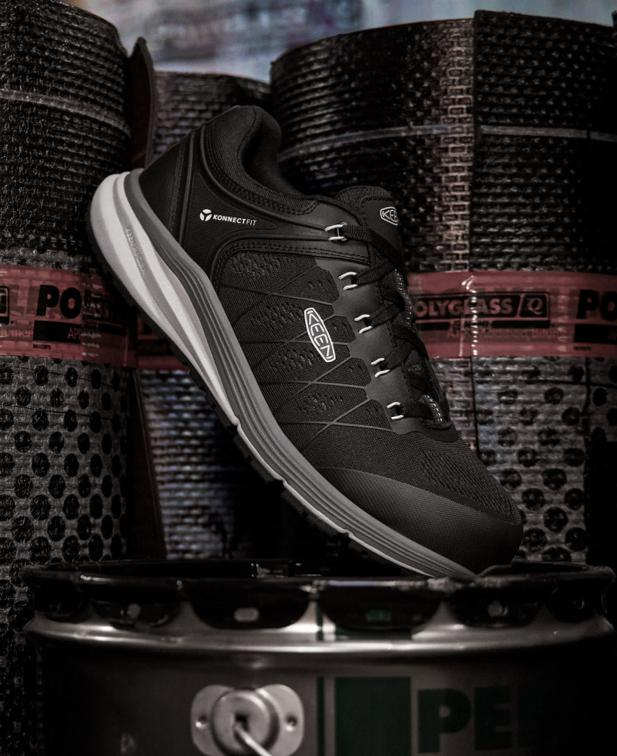 Men's Vista Energy ESD (Carbon Toe) Vapor/Black / Keen