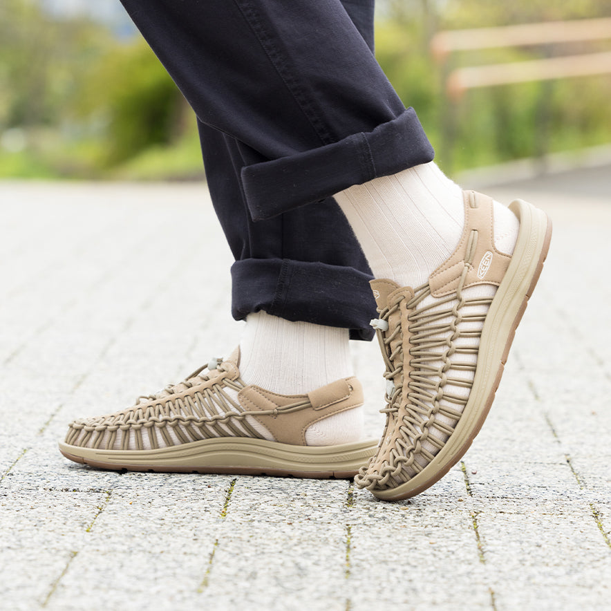 Men's UNEEK Sneaker Timberwolf/Plaza Taupe / Keen