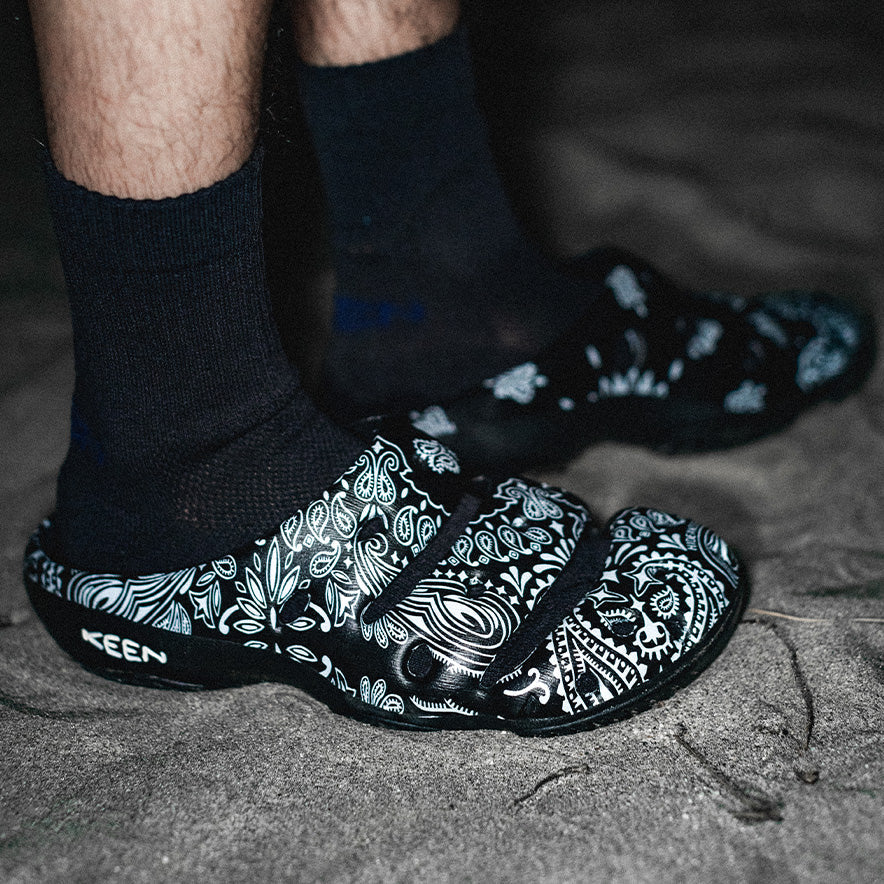 Men's Yogui Arts Clog x Hide and Seek H&S Black / Keen