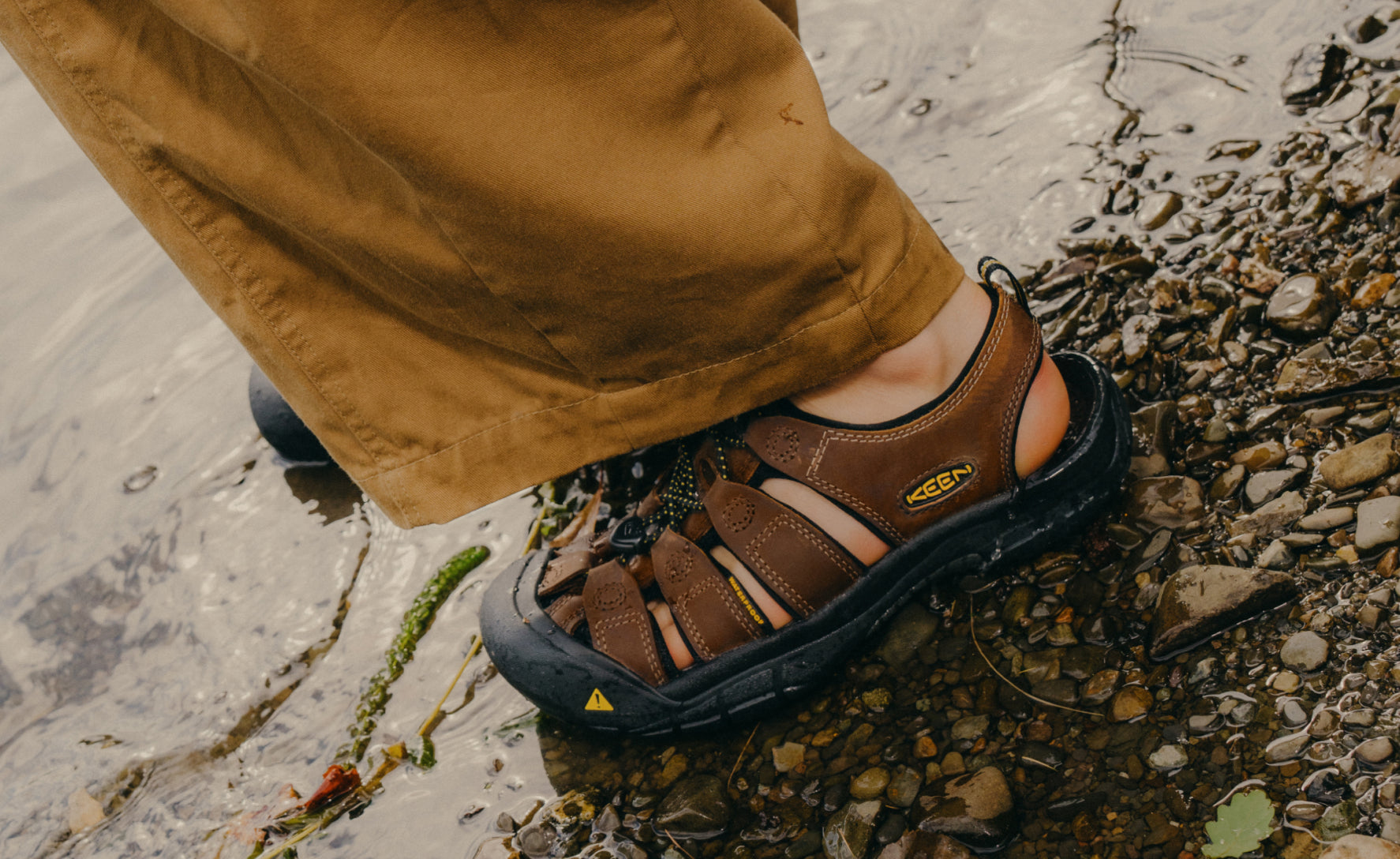Men's Newport Leather Sandal Wide Bison / Keen