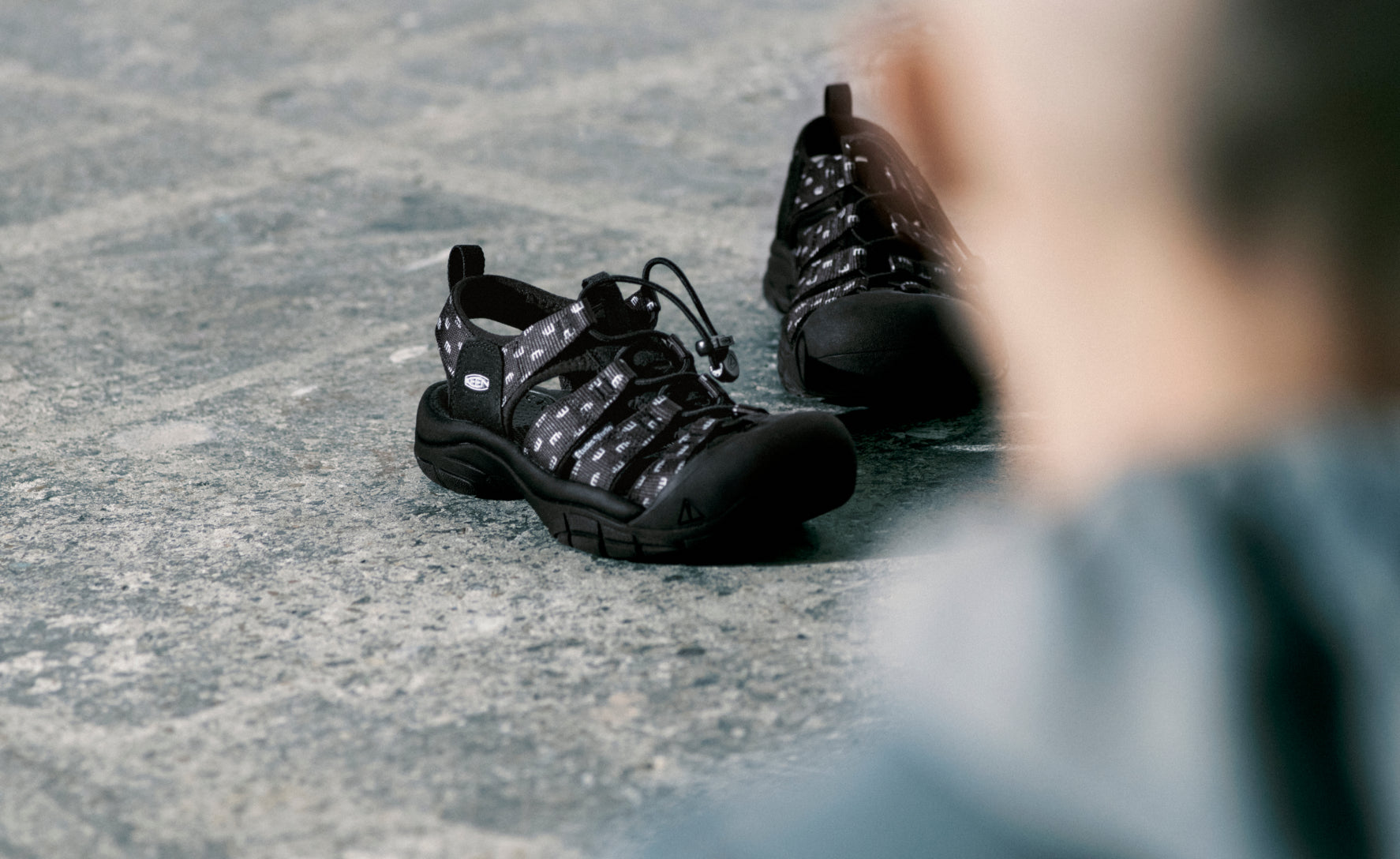 Men's Newport Retro Sandal x Études Studio Etudes Black / Keen