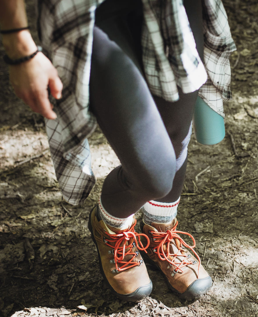 Women's Pyrenees Waterproof Hiking Boot Syrup / Keen