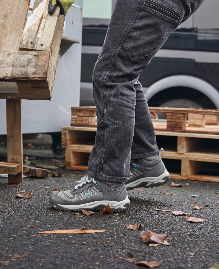 Women's Reno Waterproof Mid (Soft Toe) Magnet/Ipanema / Keen