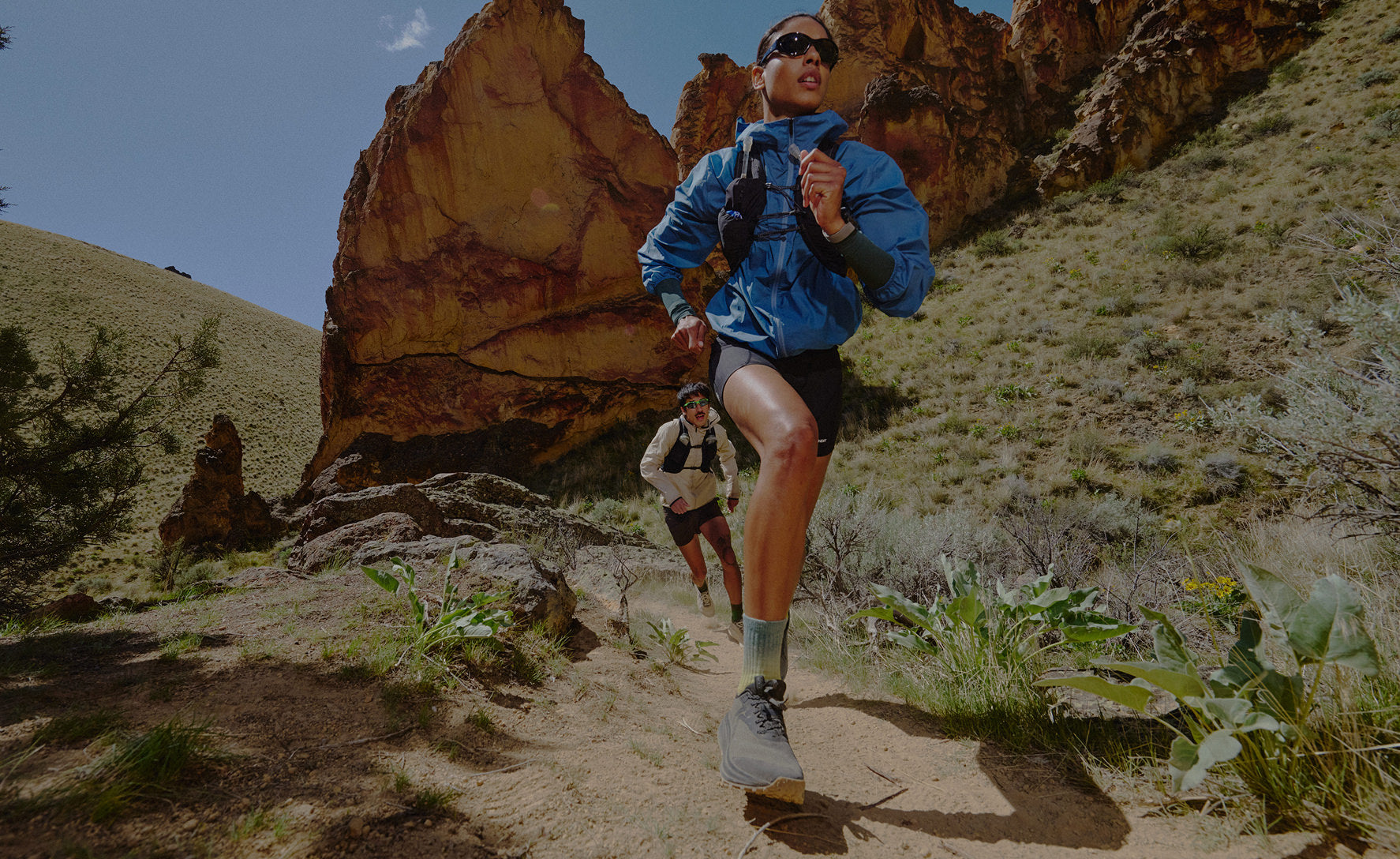 Women's Roam Trail Running Shoe Black/Magnet / Keen