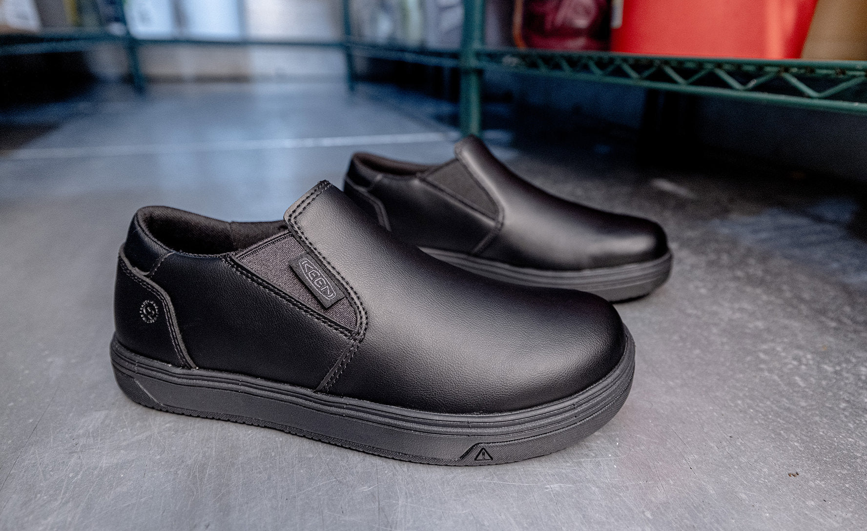Women's Kenton Shift WTX Work Shoe (Soft Toe) Black/Black / Keen