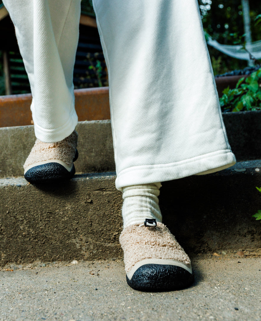 Women's Howser III Slide Plaza Taupe/Black / Keen