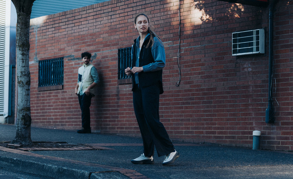 Women's KS Mino Sneaker Silver Birch/Black / Keen