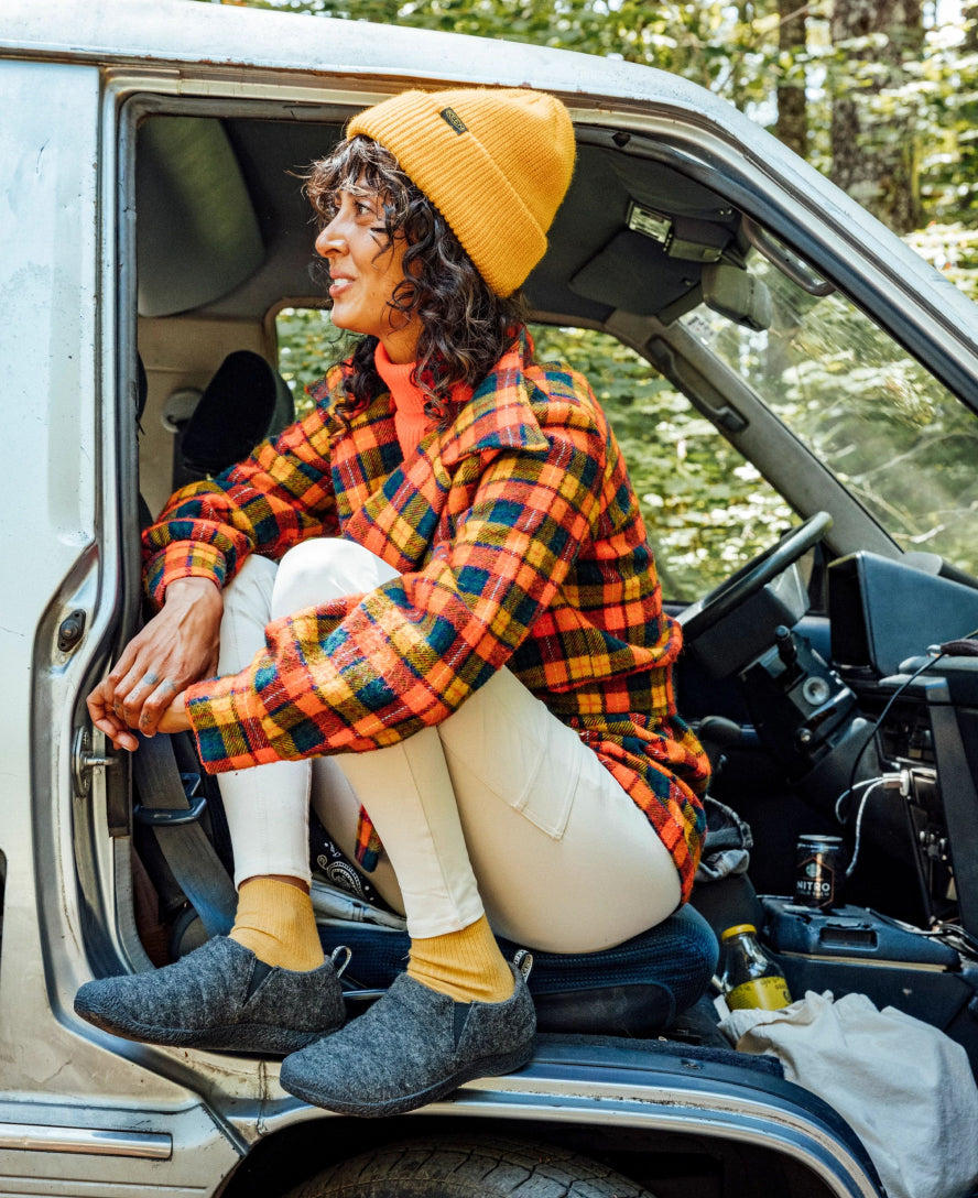 Women's Howser II Triple Black / Keen