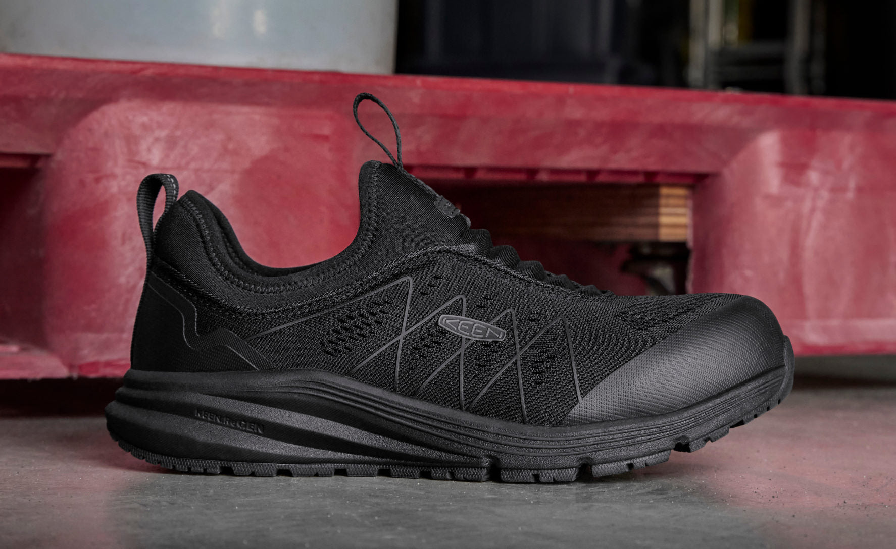 Women's Vista Energy Shift ESD (Carbon Toe) Black/Black / Keen
