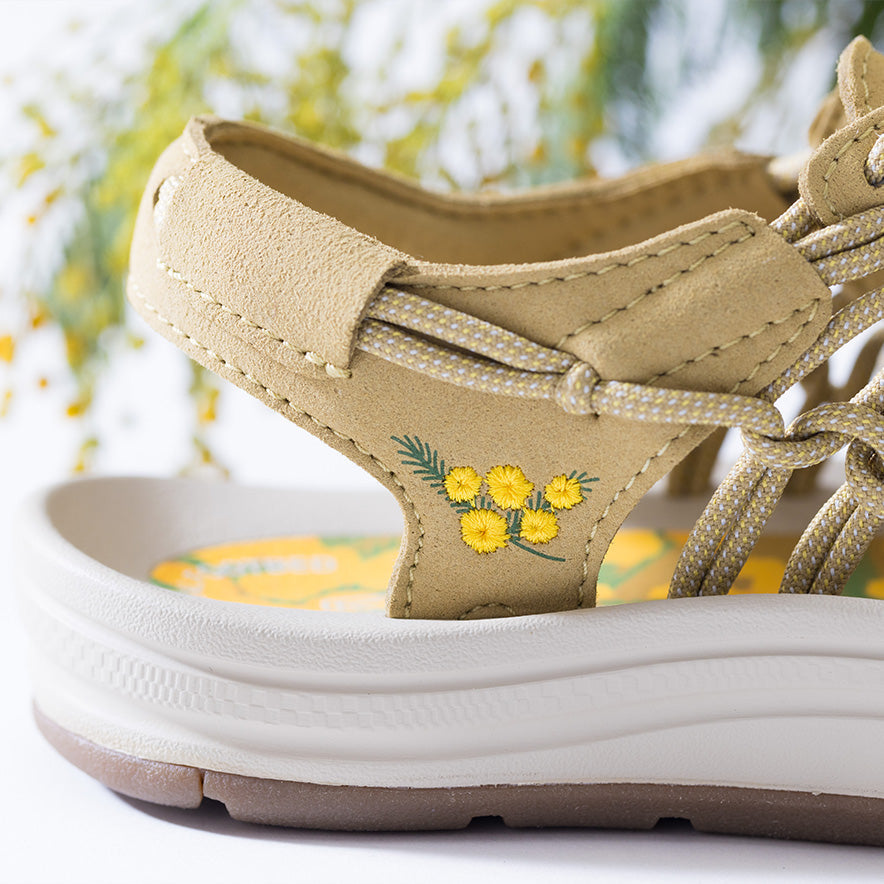 Women's UNEEK Sneaker x IWD Mimosa 2 / Keen