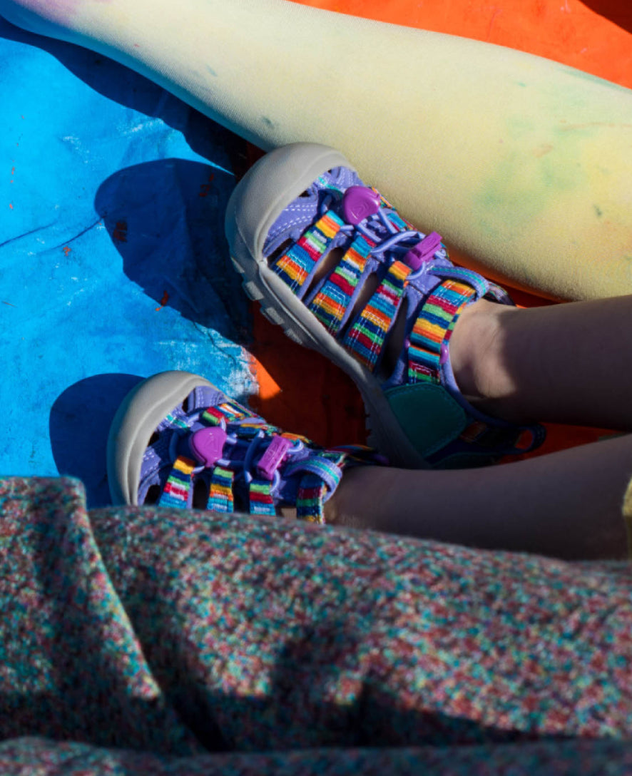 Little Kids' Newport H2 Sandal x Iro To Ikiru Wo Tukuru Fuku Iro To Ikiru Wo Tukuru Fuku / Keen